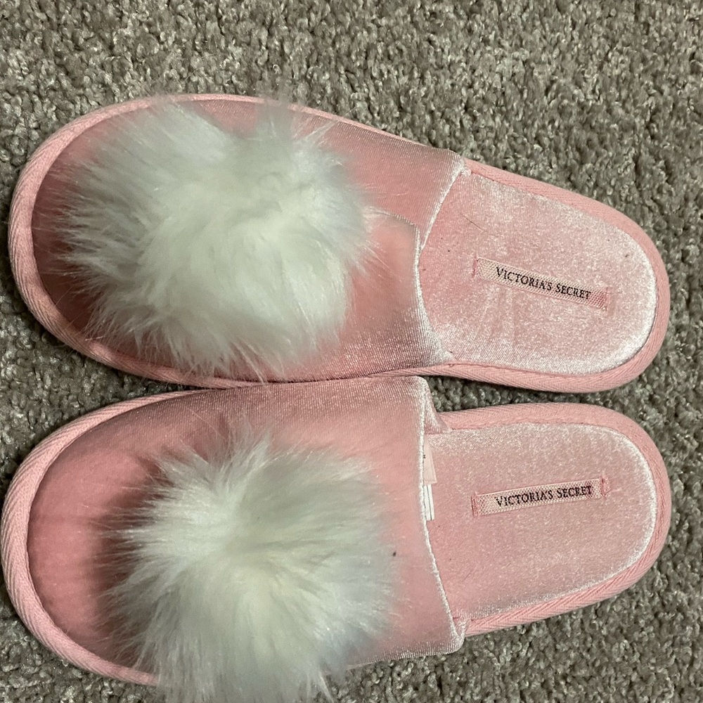 Pink & white Victoria’s Secret slippers